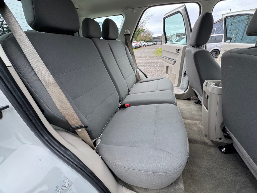 2012 Ford Escape Image 12