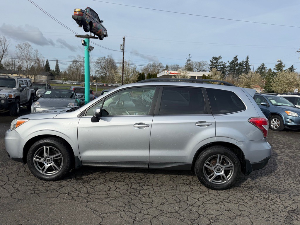 2014 Subaru Forester Image 8
