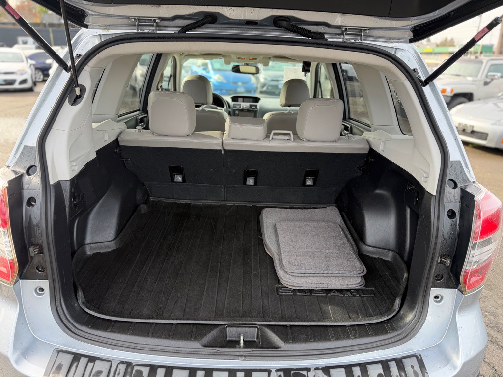2014 Subaru Forester Image 13