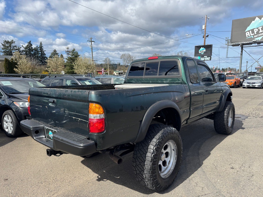 2001 Toyota Tacoma Image 4