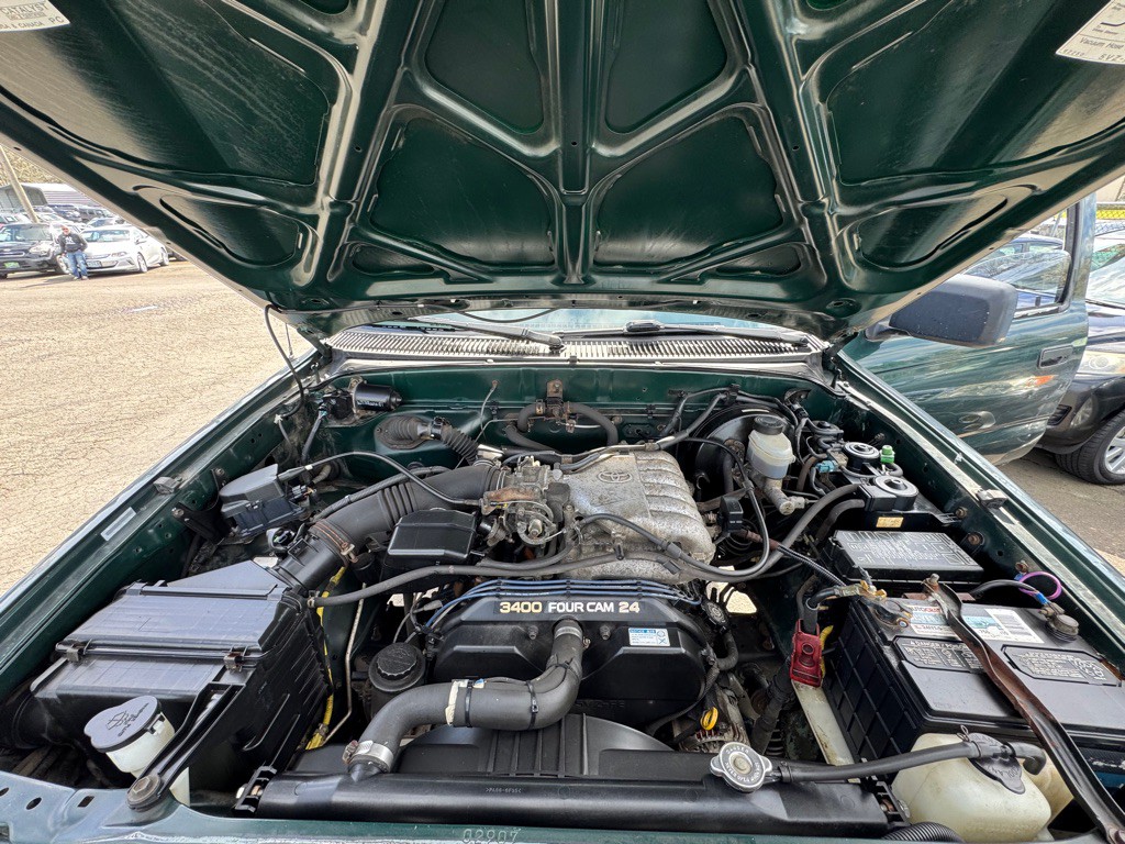 2001 Toyota Tacoma Image 12