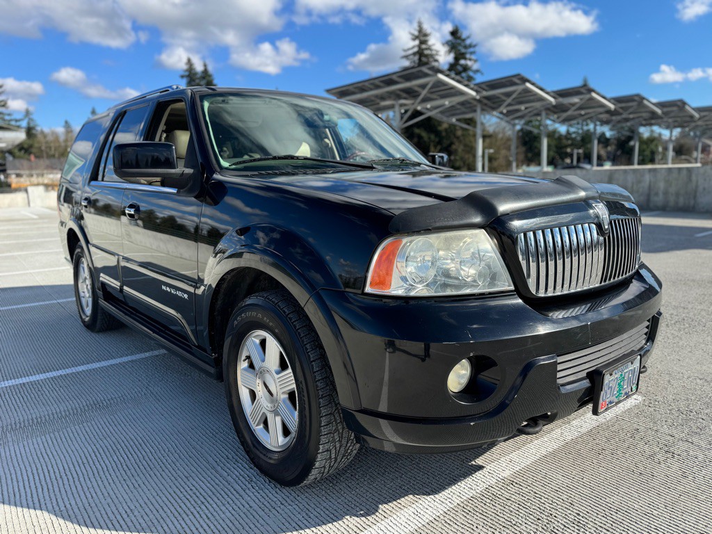 2004 Lincoln Navigator Image 5