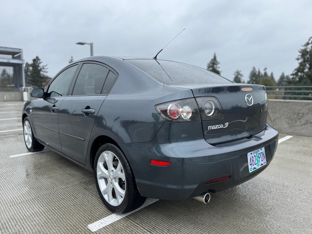 2009 Mazda Mazda3 Image 2