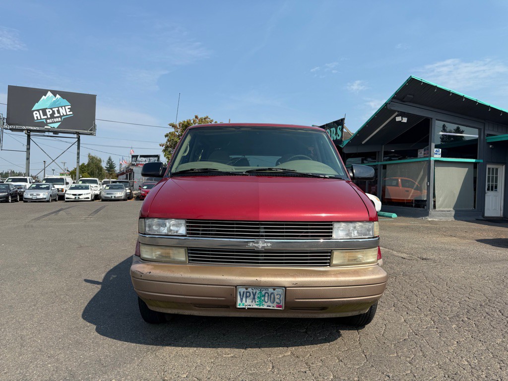 1997 Chevrolet Astro Image 8