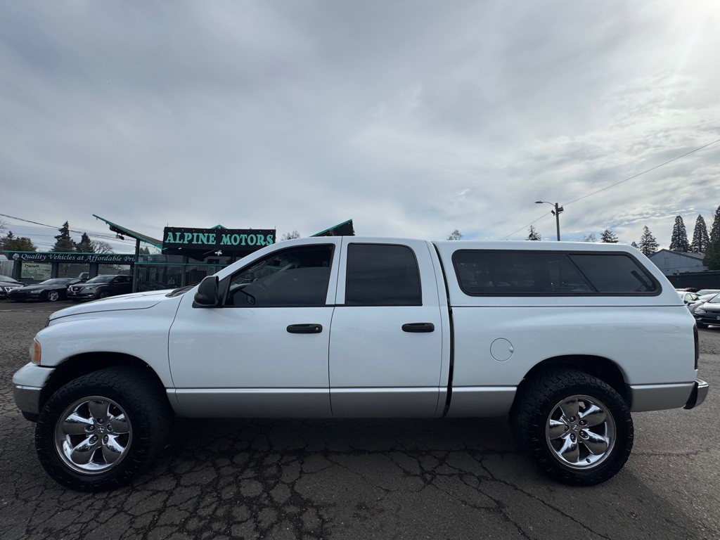 2004 Dodge Ram 1500 Image 2