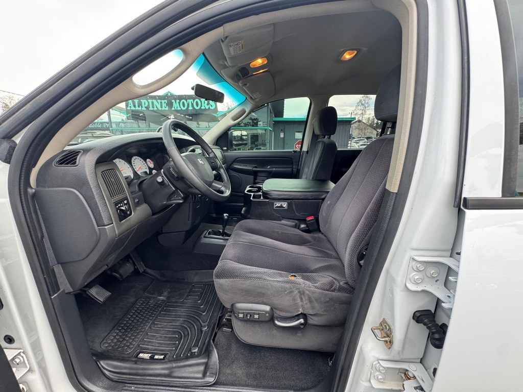 2004 Dodge Ram 1500 Image 9
