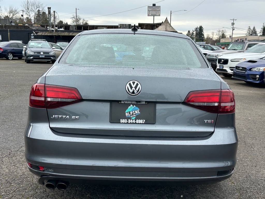 2017 Volkswagen Jetta Image 3