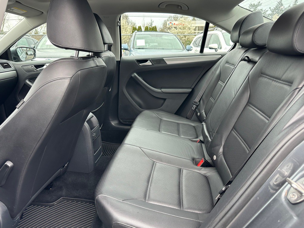 2017 Volkswagen Jetta Image 8