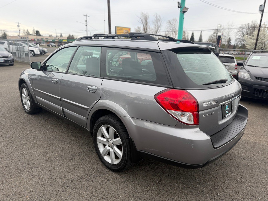 2008 Subaru Outback Image 5