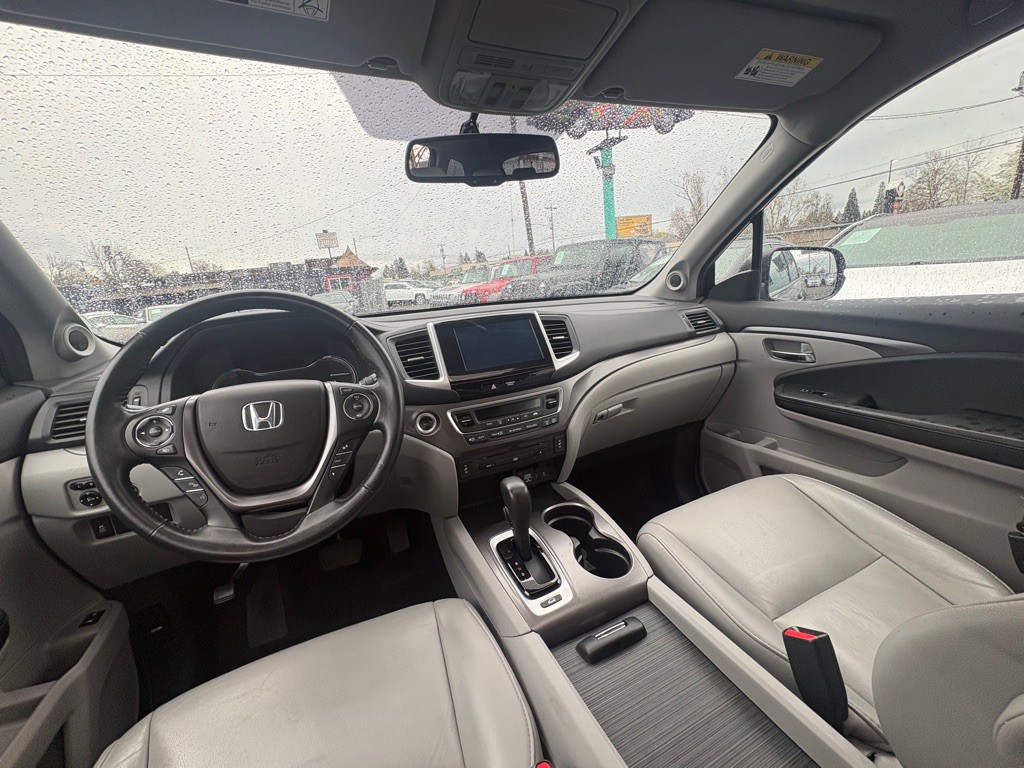 2017 Honda Pilot Image 10