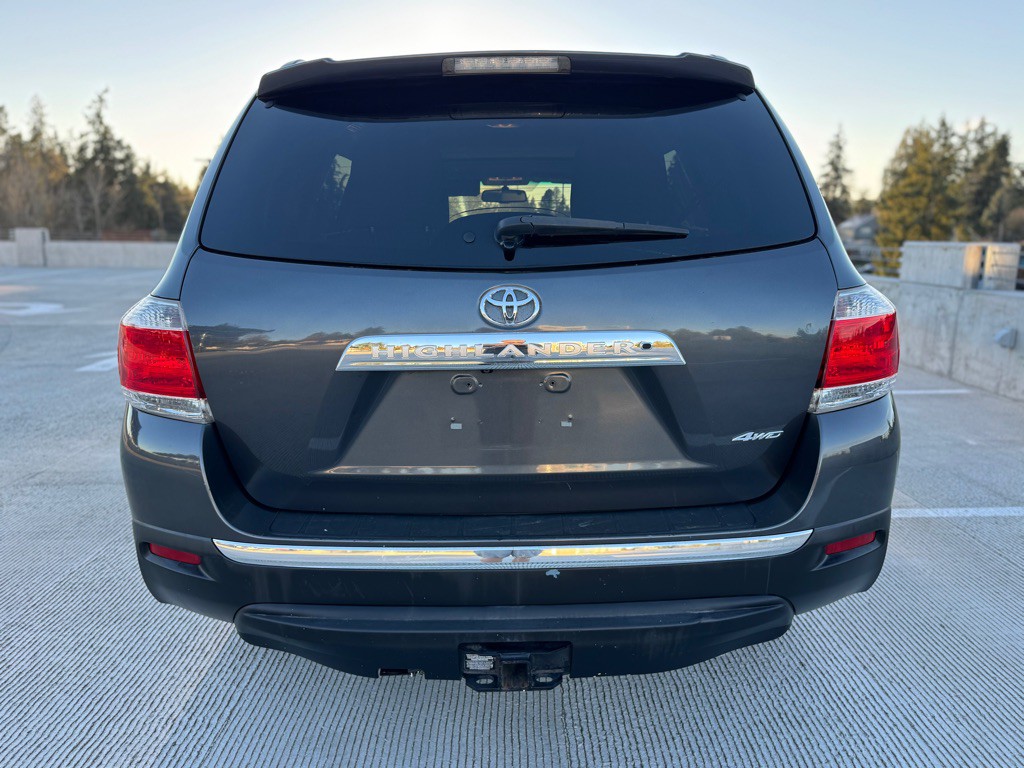 2012 Toyota Highlander Image 3