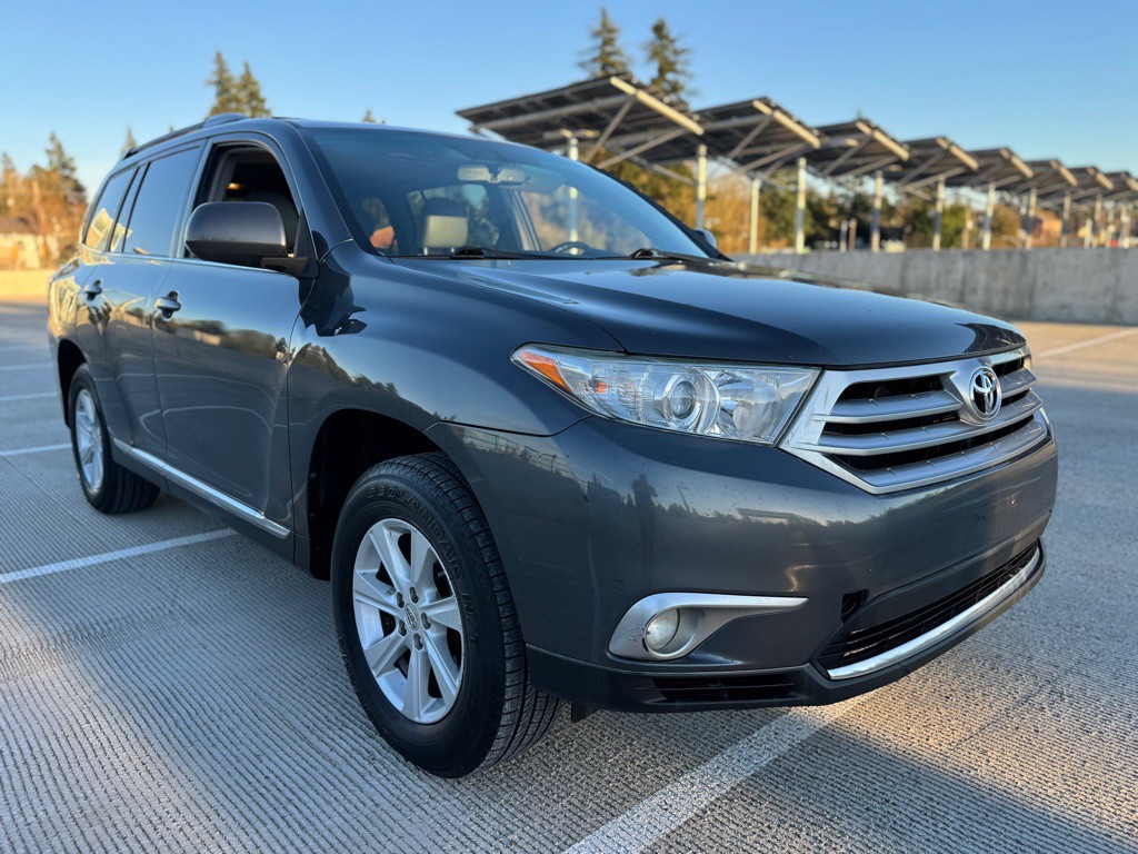 2012 Toyota Highlander Image 5