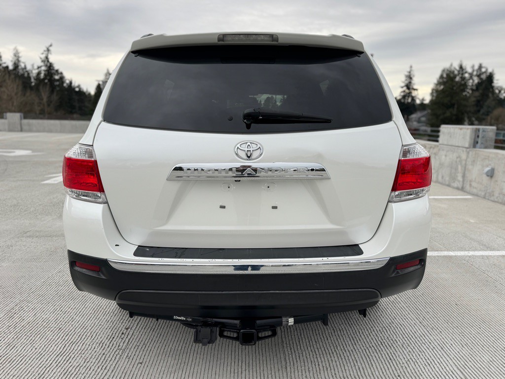 2012 Toyota Highlander Image 3
