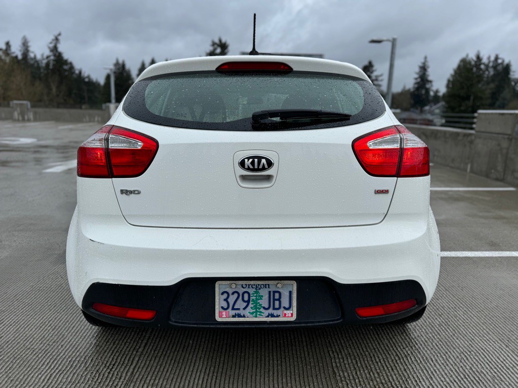 2013 Kia Rio Image 3