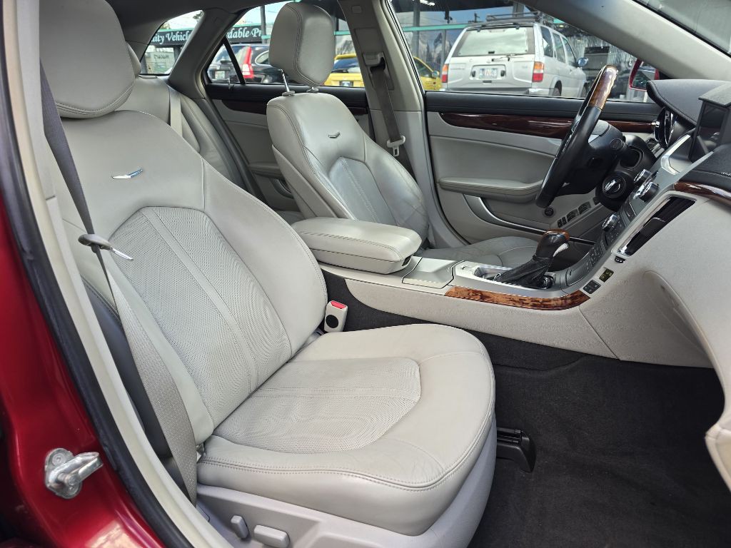 2010 Cadillac CTS Image 11