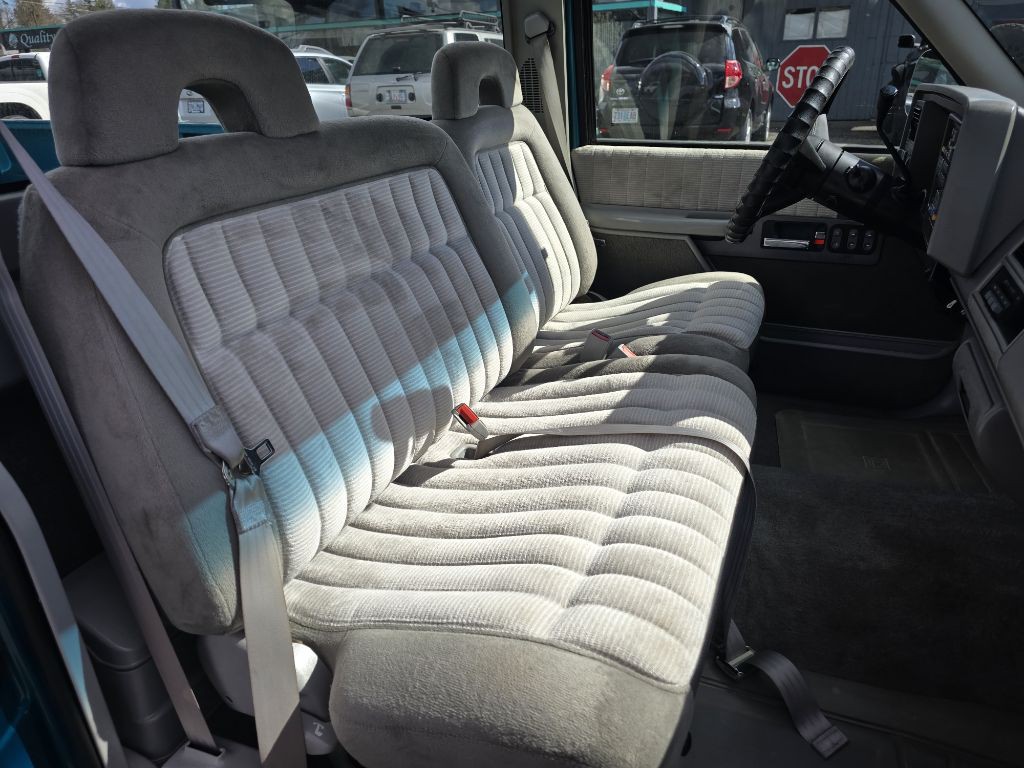 1994 Chevrolet C/K Image 12