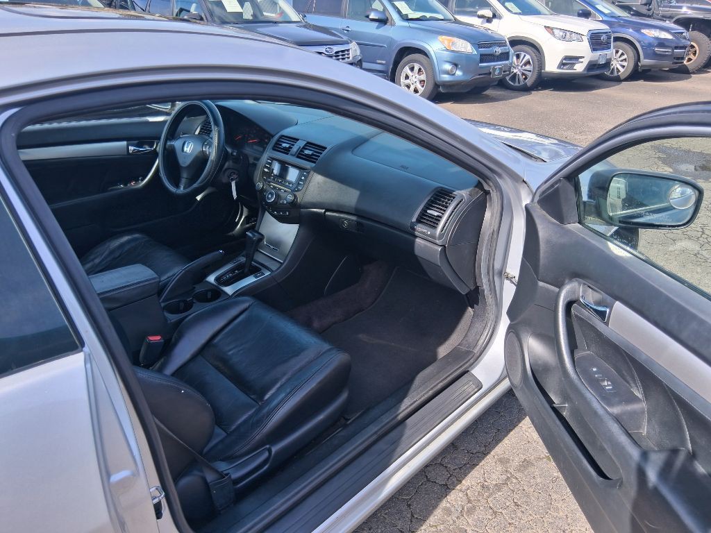 2003 Honda Accord Image 10
