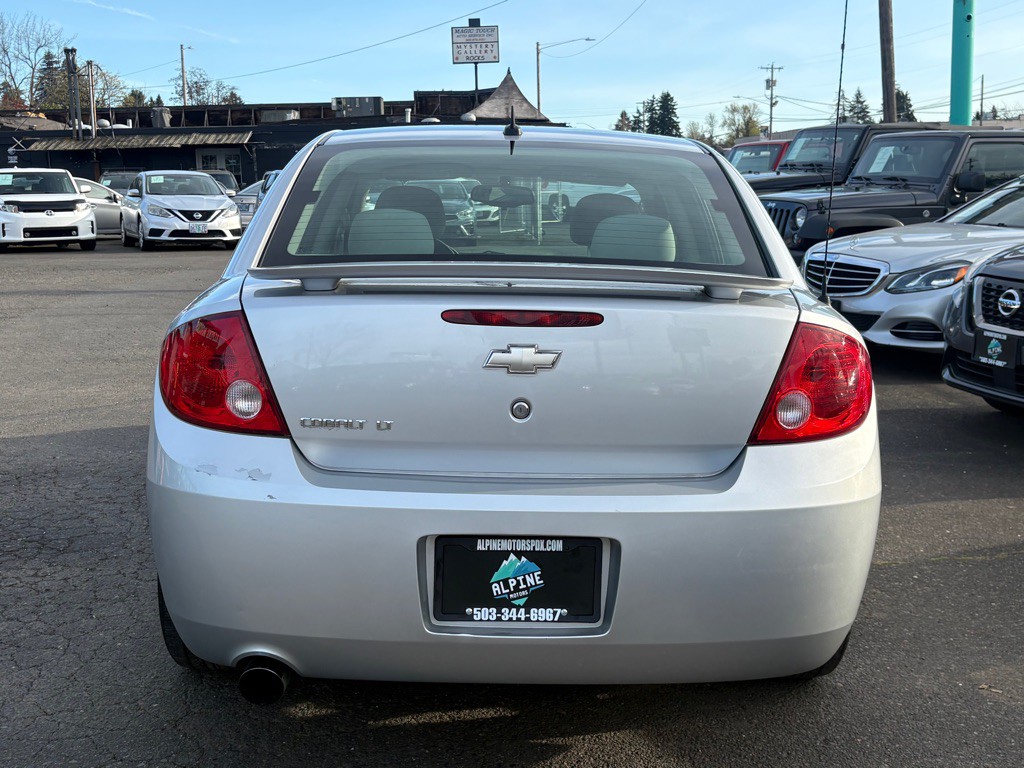 2010 Chevrolet Cobalt Image 3