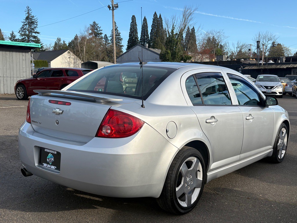 2010 Chevrolet Cobalt Image 4