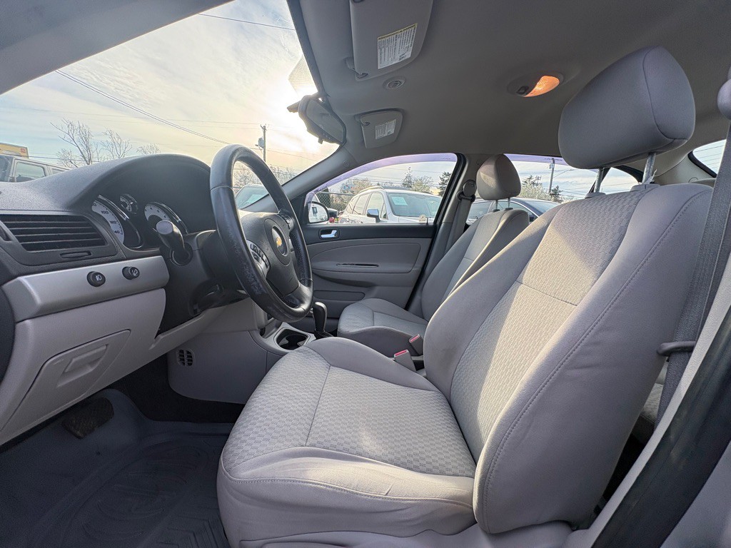 2010 Chevrolet Cobalt Image 7