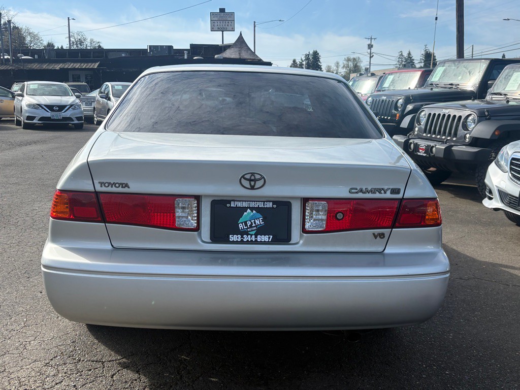 2000 Toyota Camry Image 3