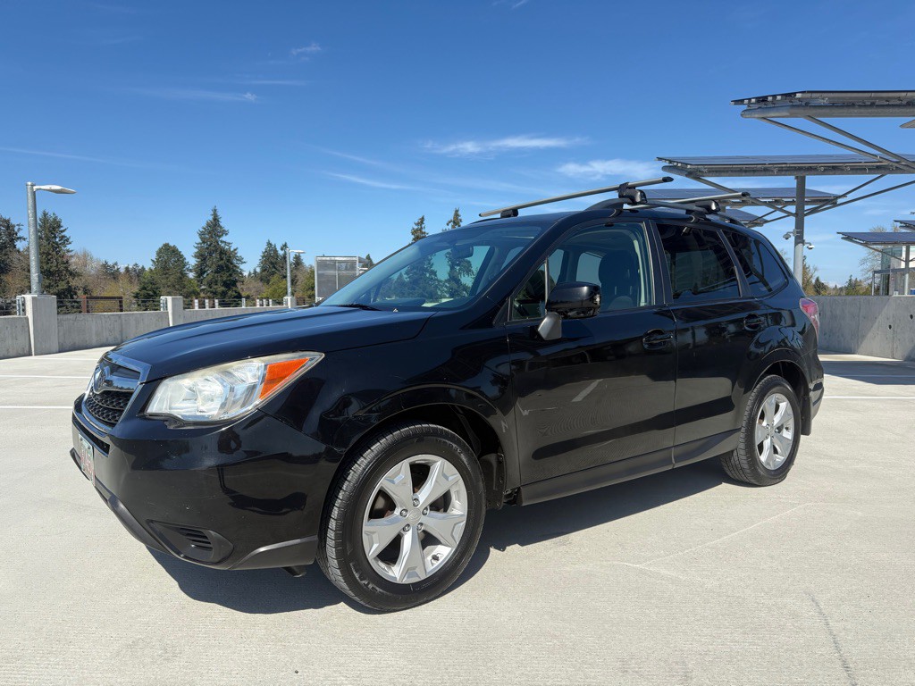 2014 Subaru Forester Image 1