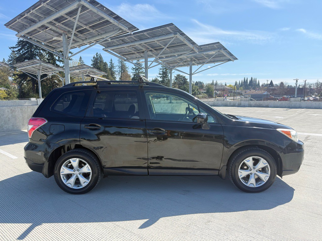 2014 Subaru Forester Image 6