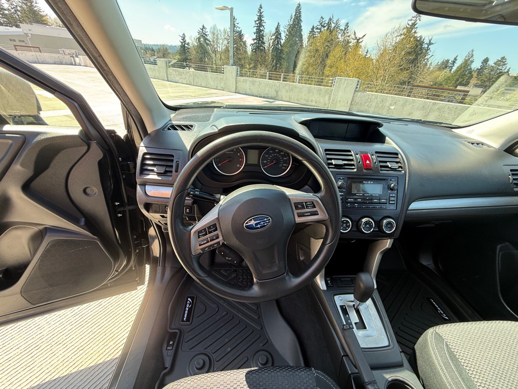 2014 Subaru Forester Image 10