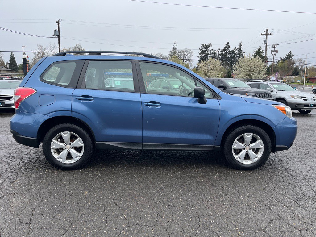 2016 Subaru Forester Image 6