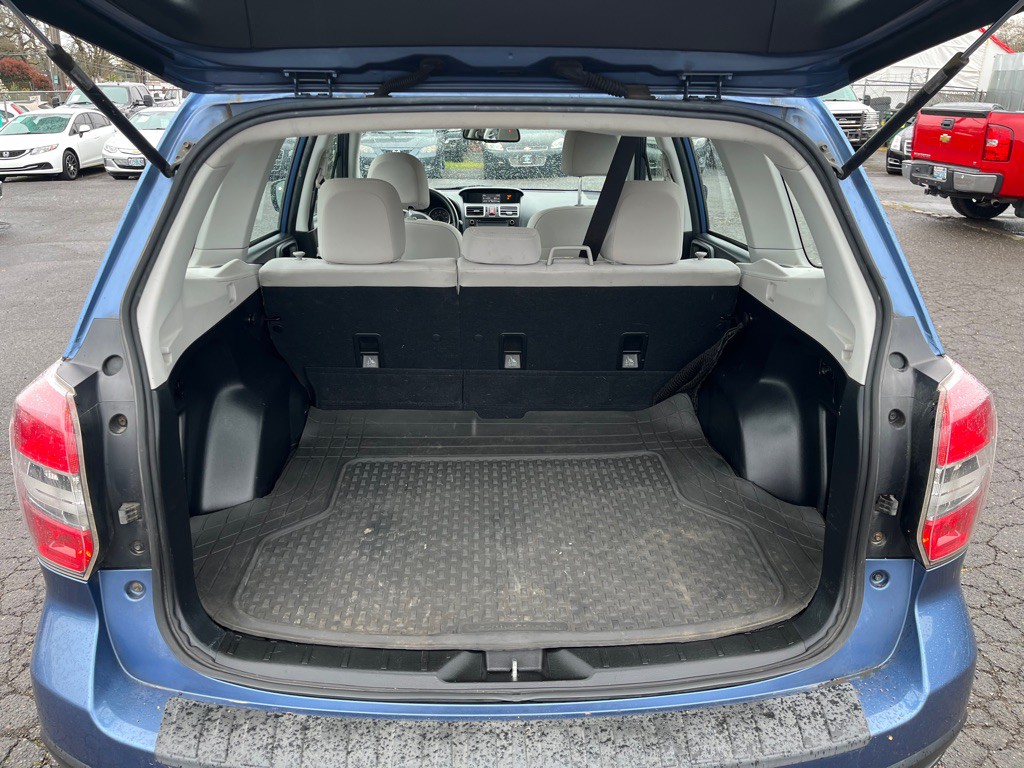2016 Subaru Forester Image 11