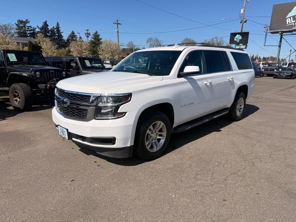 2017 Chevrolet Suburban Image 1