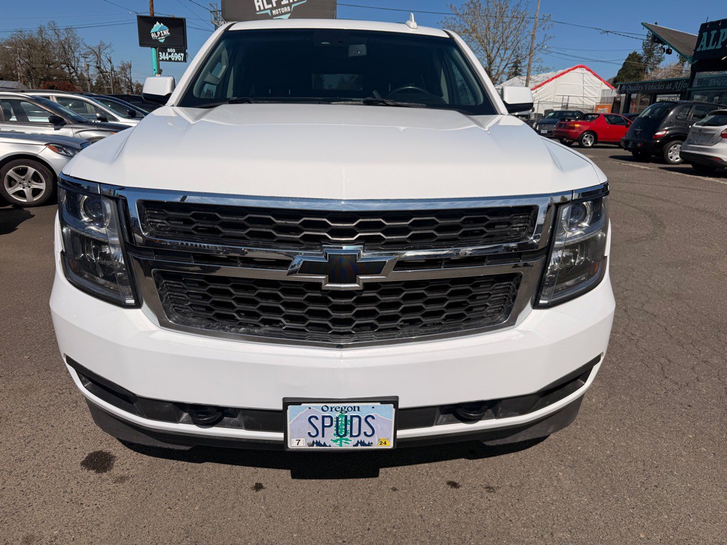 2017 Chevrolet Suburban Image 9
