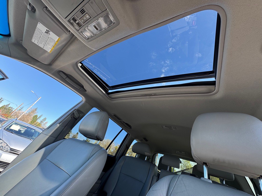 2011 Toyota Highlander Image 20