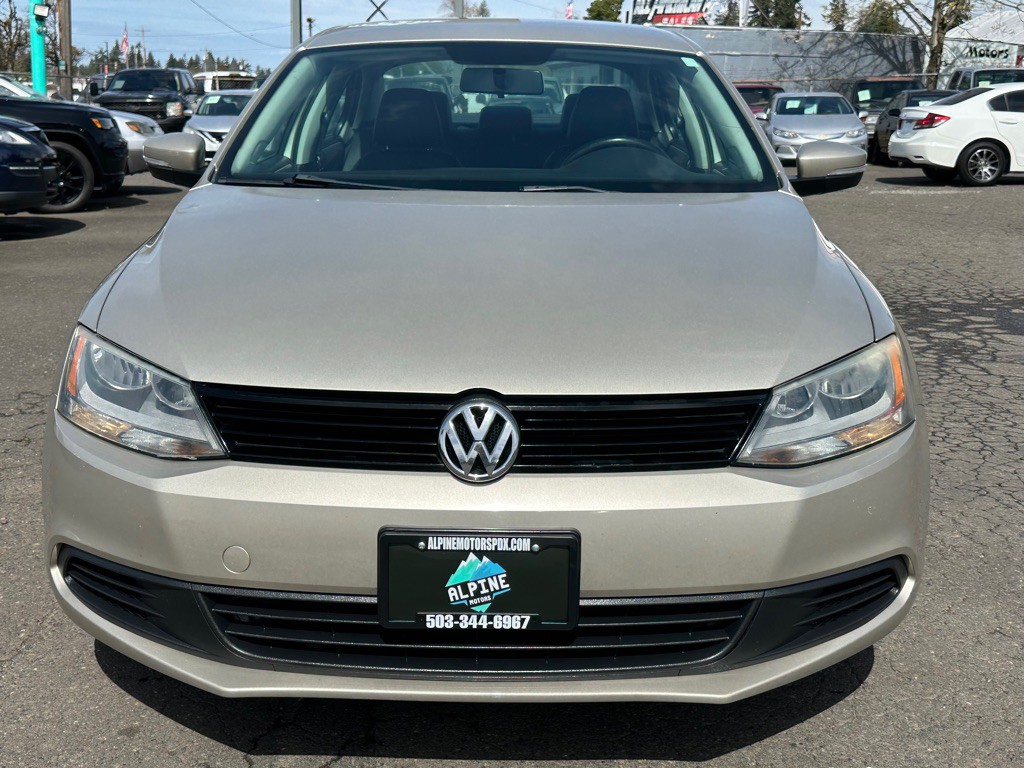 2012 Volkswagen Jetta Image 6