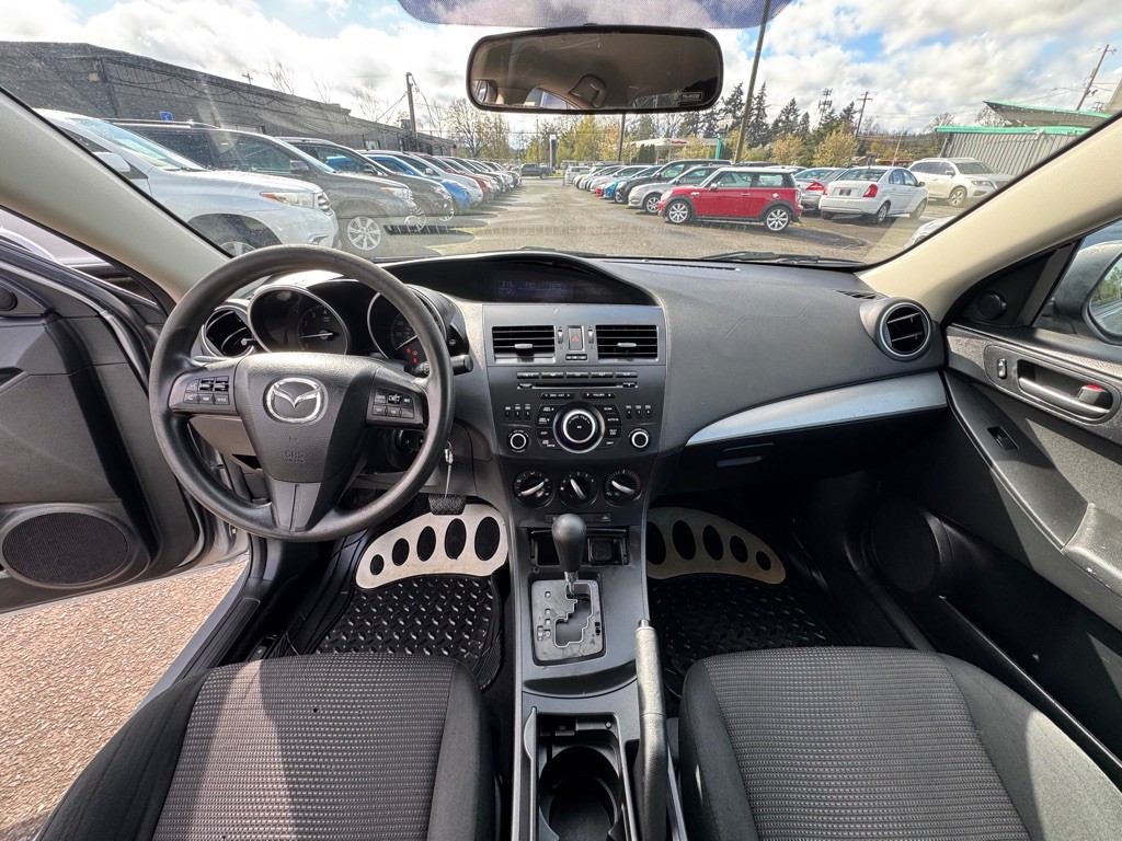 2012 Mazda Mazda3 Image 12