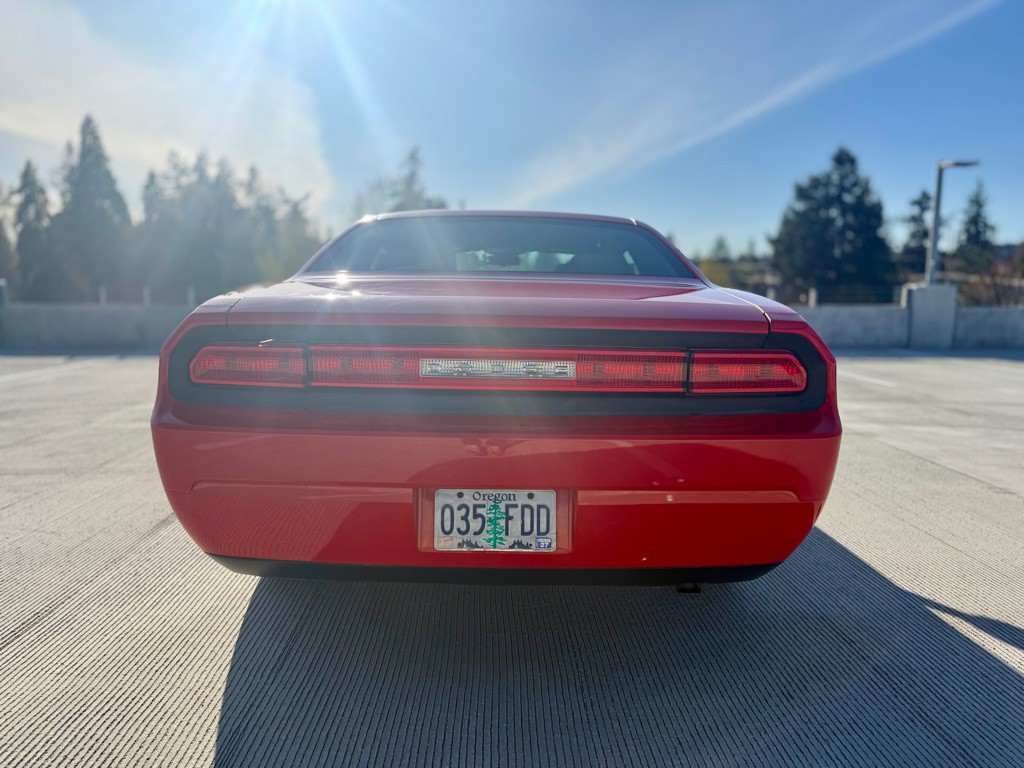 2010 Dodge Challenger Image 4