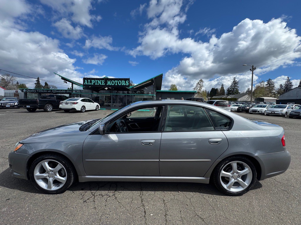 2009 Subaru Legacy Image 2
