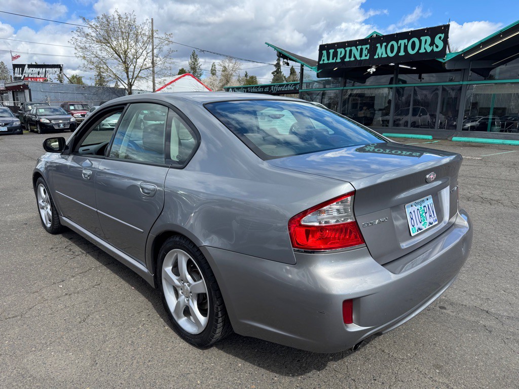2009 Subaru Legacy Image 3
