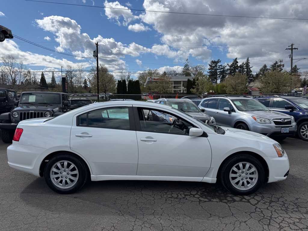 2012 Mitsubishi Galant Image 5
