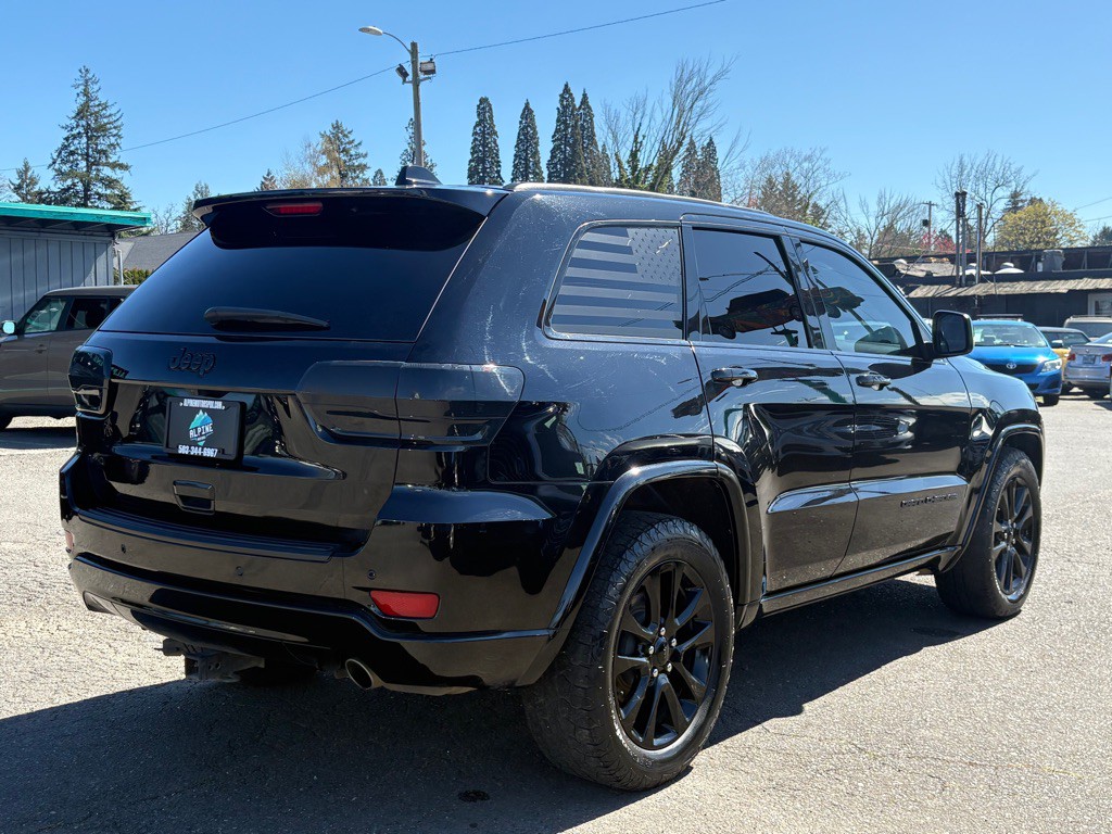 2019 Jeep Grand Cherokee Image 4