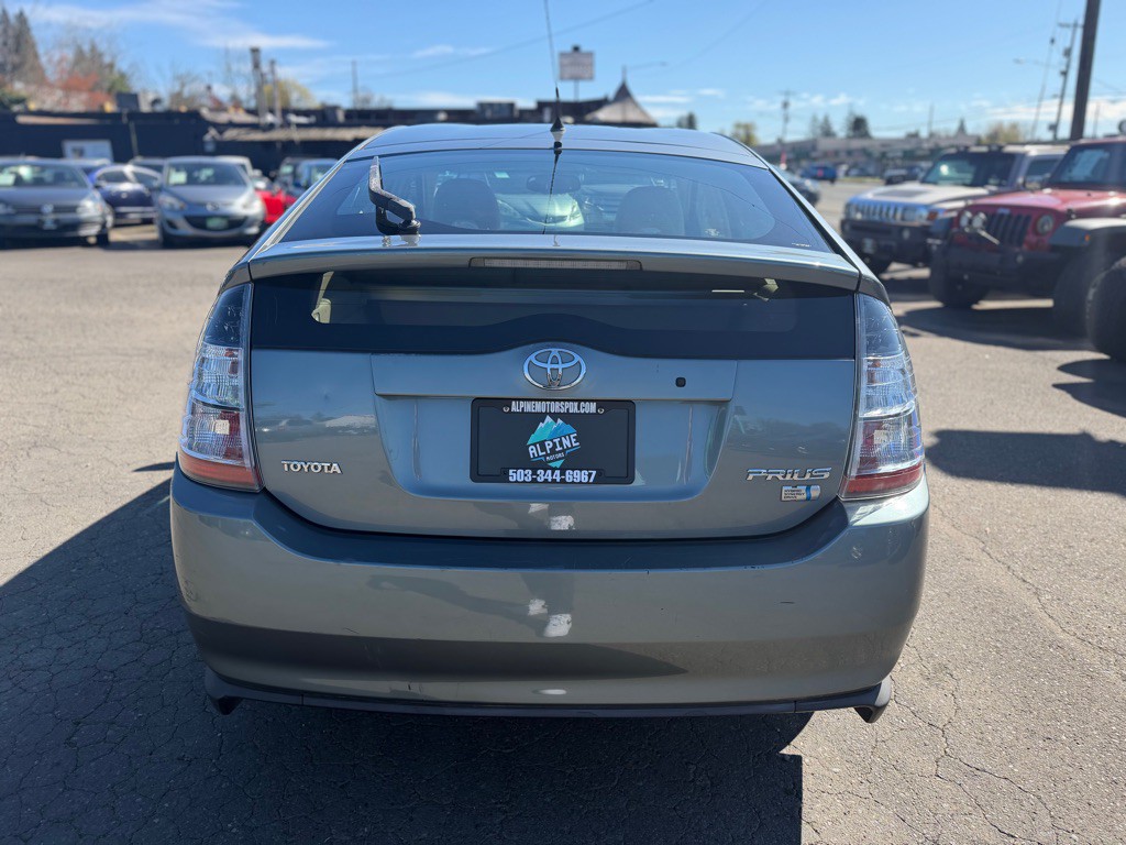 2004 Toyota Prius Image 3