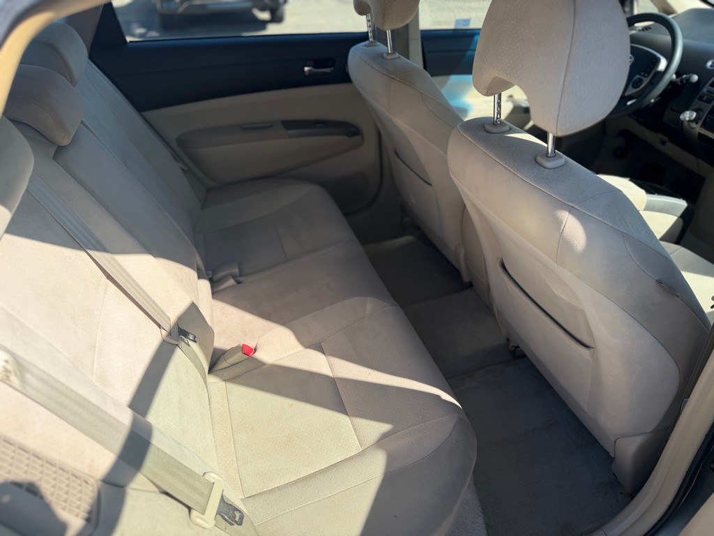 2004 Toyota Prius Image 11