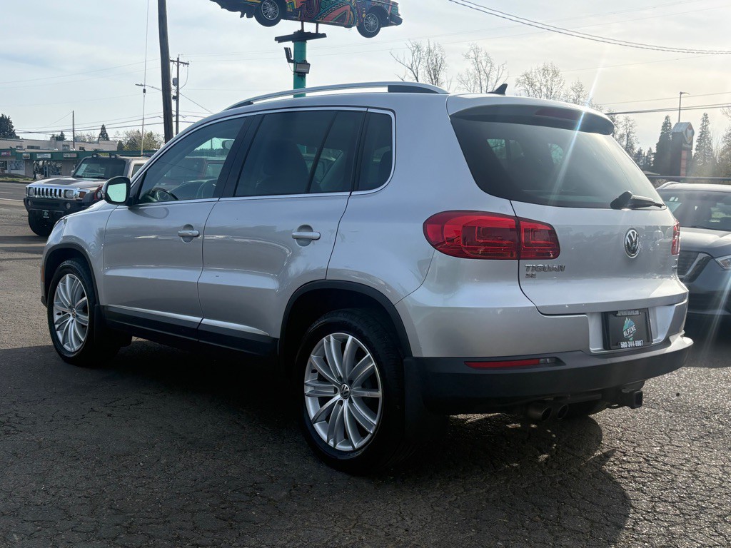 2016 Volkswagen Tiguan Image 2