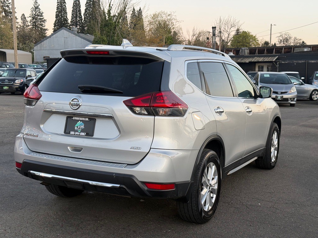 2018 Nissan Rogue Image 3