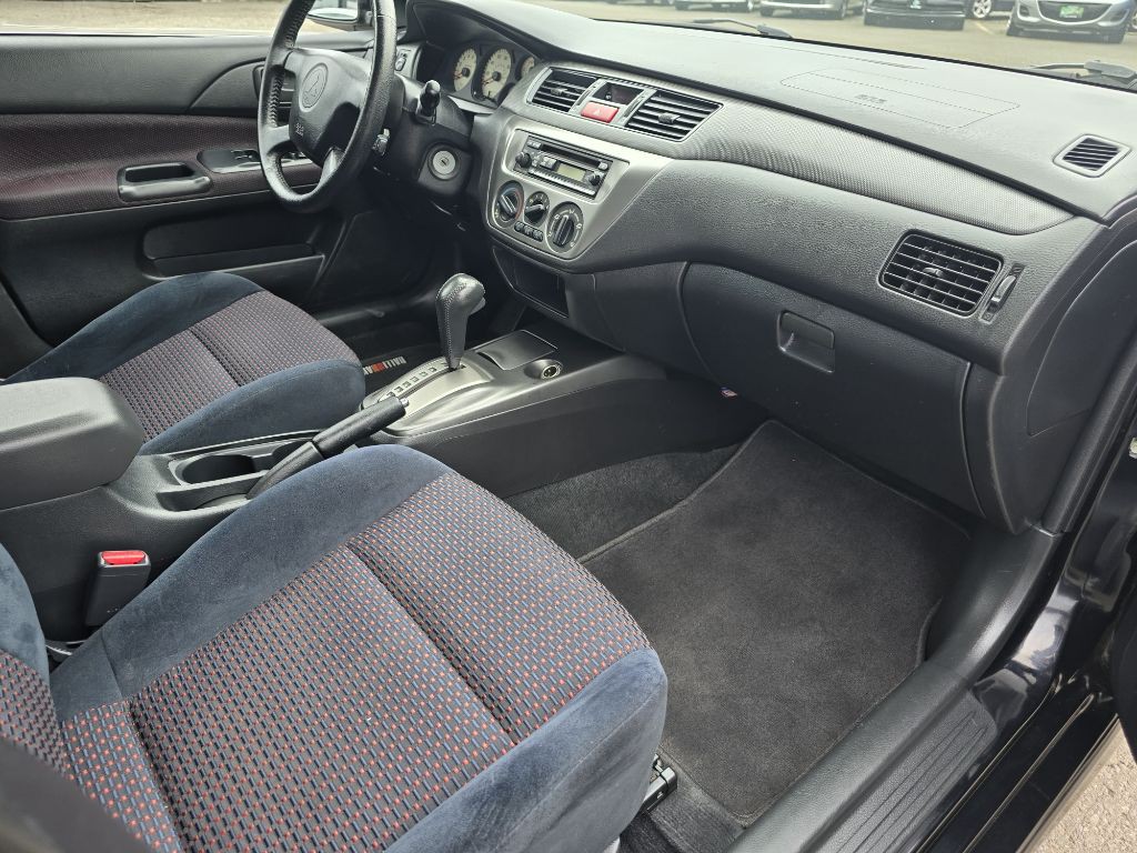 2004 Mitsubishi Lancer Image 12