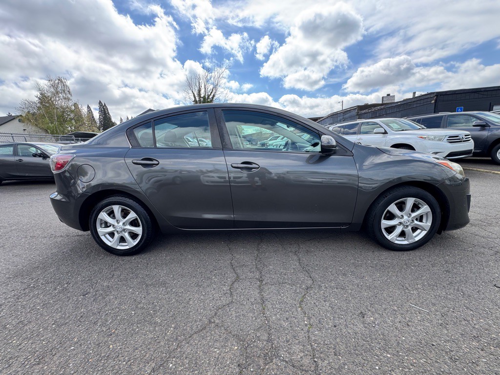 2010 Mazda Mazda3 Image 6