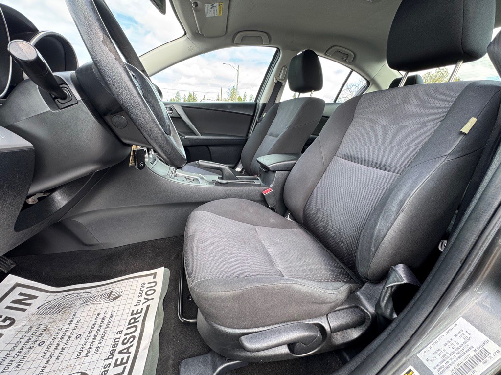 2010 Mazda Mazda3 Image 9