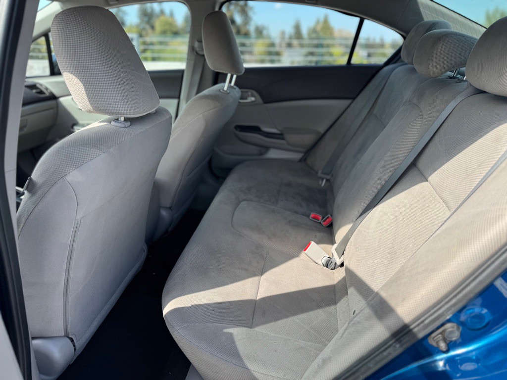 2012 Honda Civic Image 8