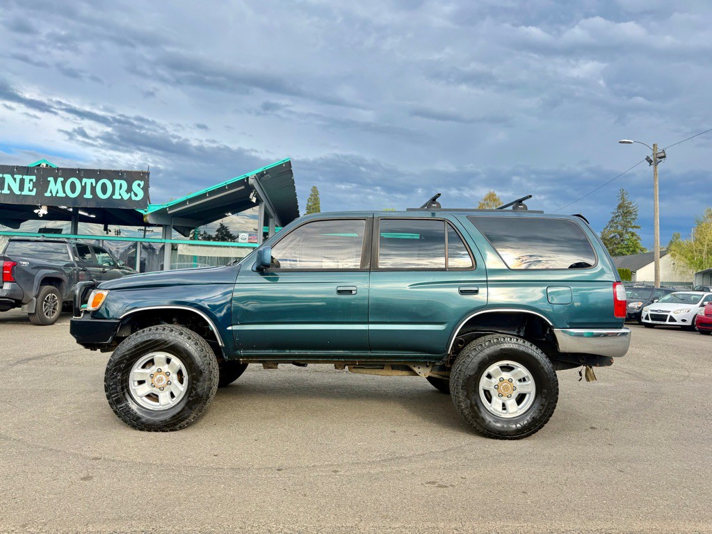 1998 Toyota 4Runner Image 2