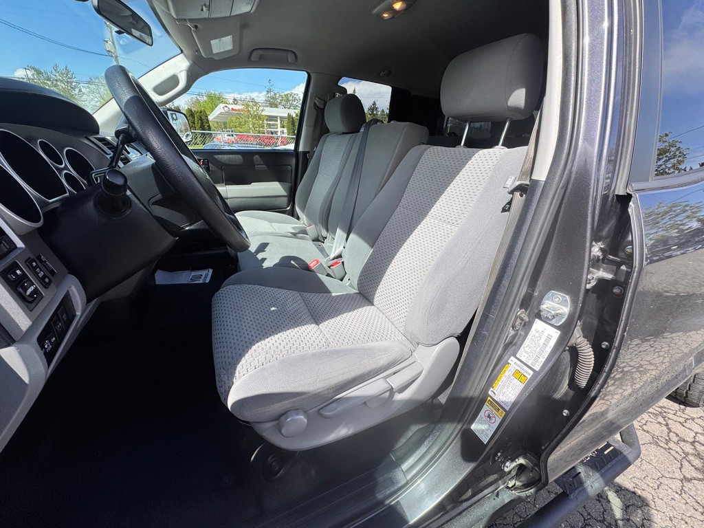 2013 Toyota Tundra Image 9